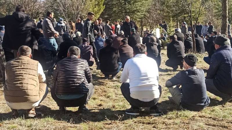 Konya’daki feci kazada can veren baba ve oğluna acı veda 8